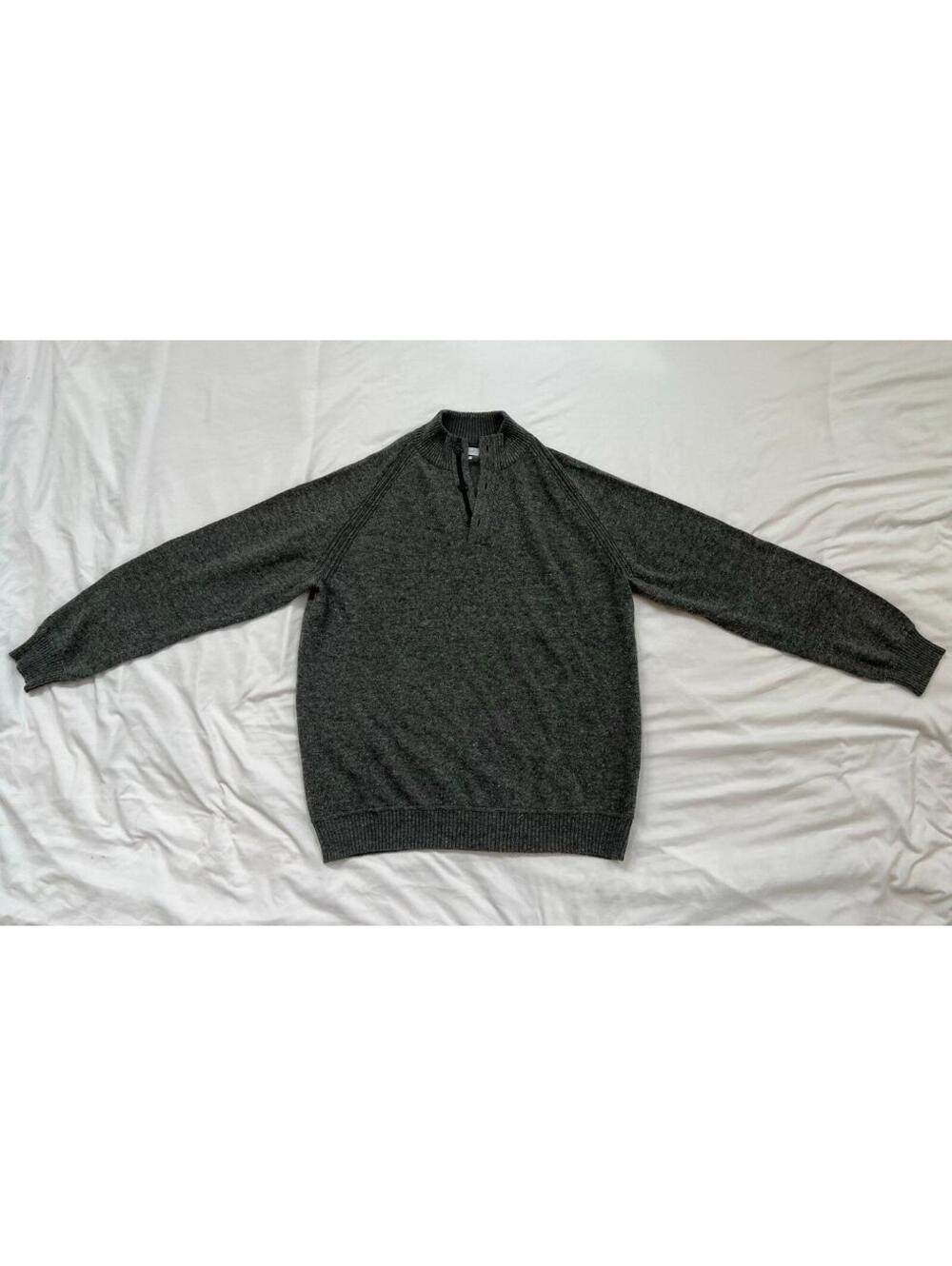 Alex Cannon men’s XL grey quarter button sweater